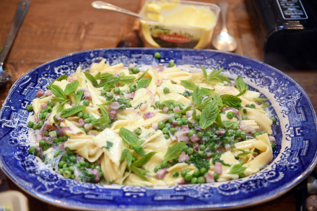 farfalle with peas_01